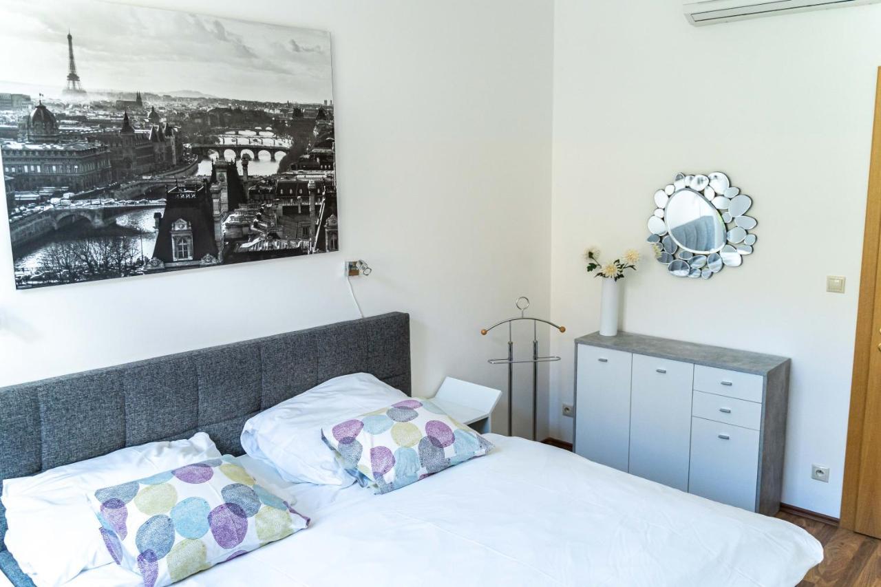Apartments Valencia Karlovy Vary Eksteriør bilde