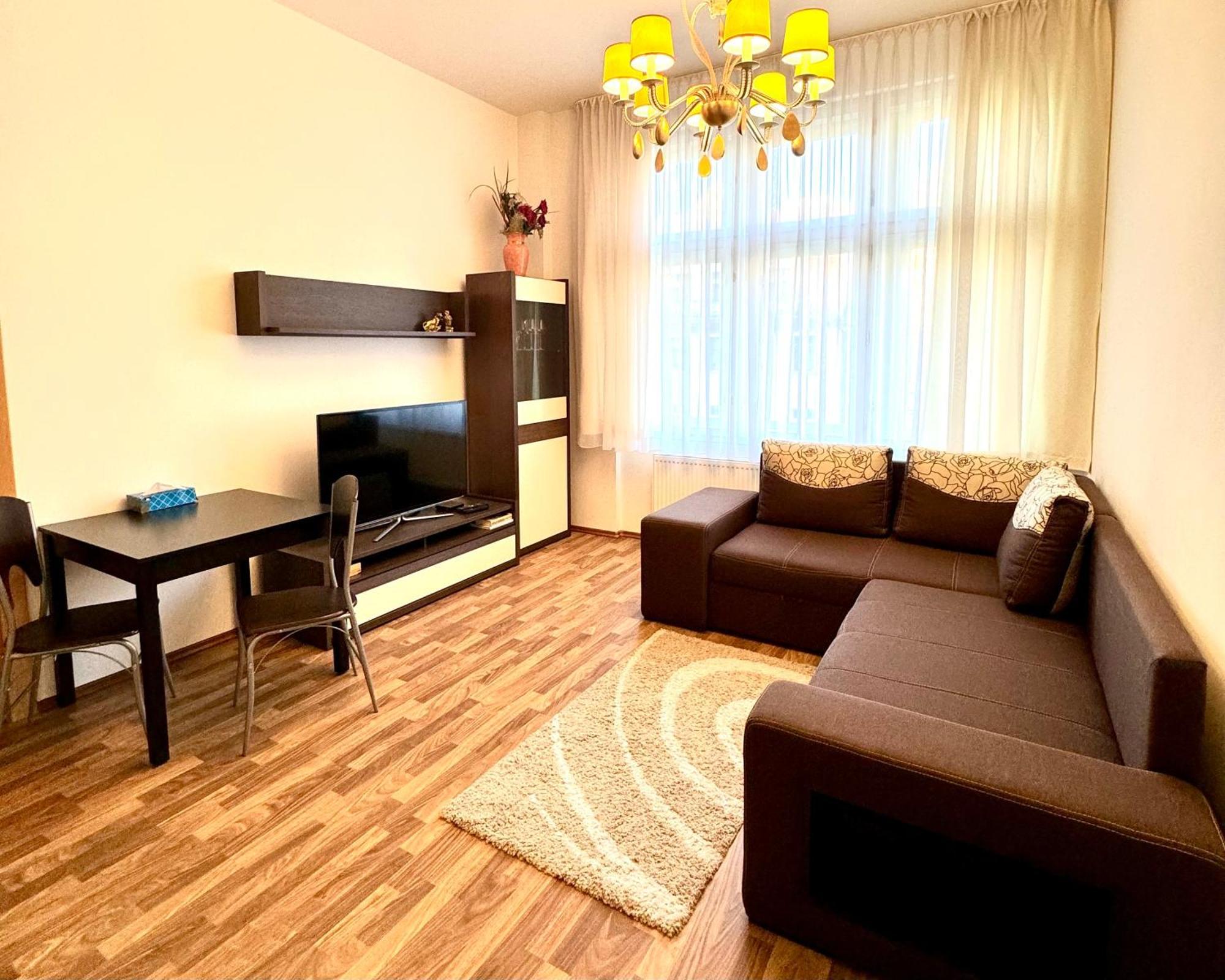 Apartments Valencia Karlovy Vary Eksteriør bilde